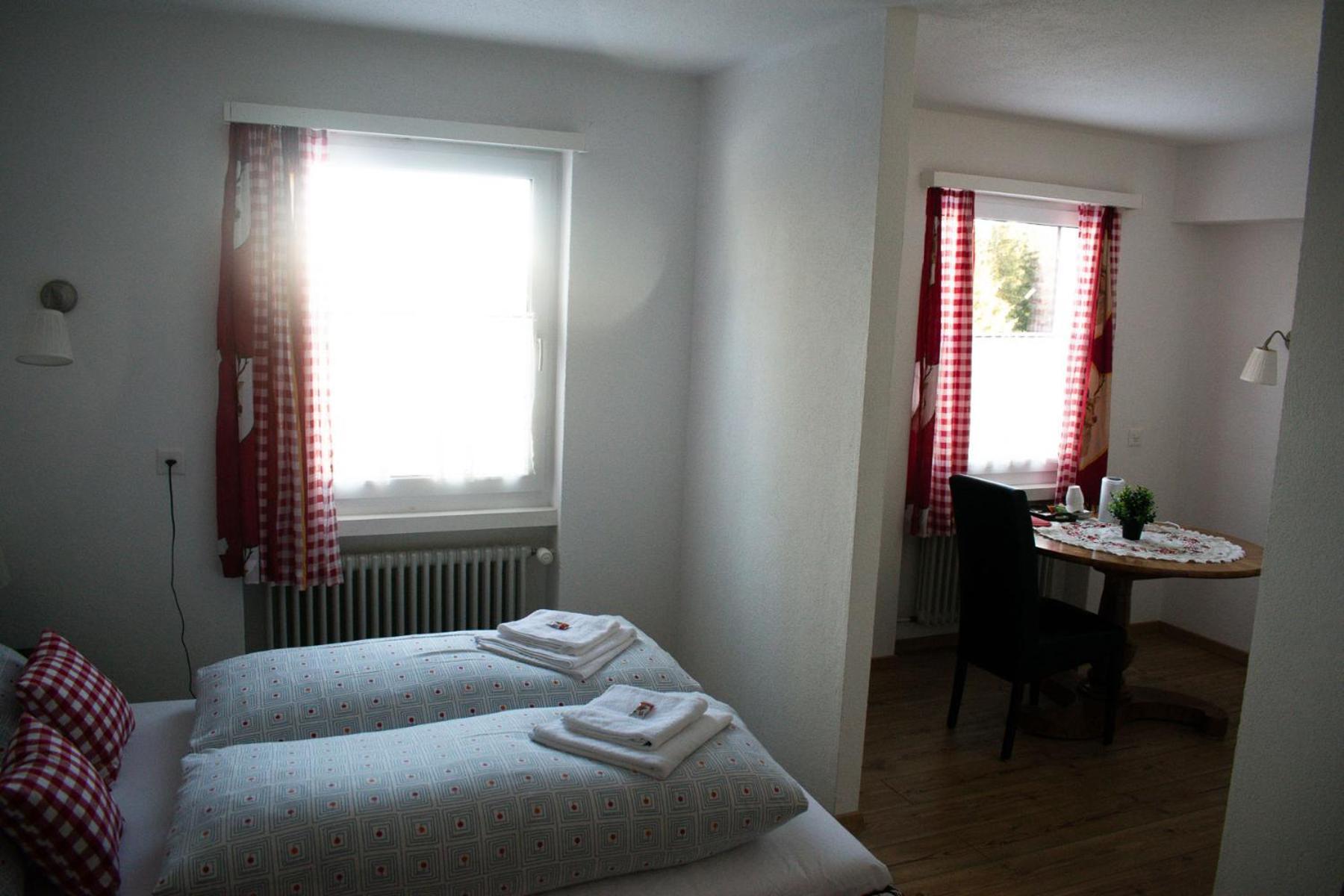 Hotel Malixerhof エクステリア 写真